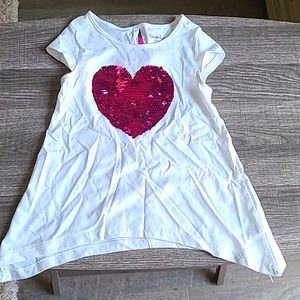 🔴 girls seguin heart top  size 4-5